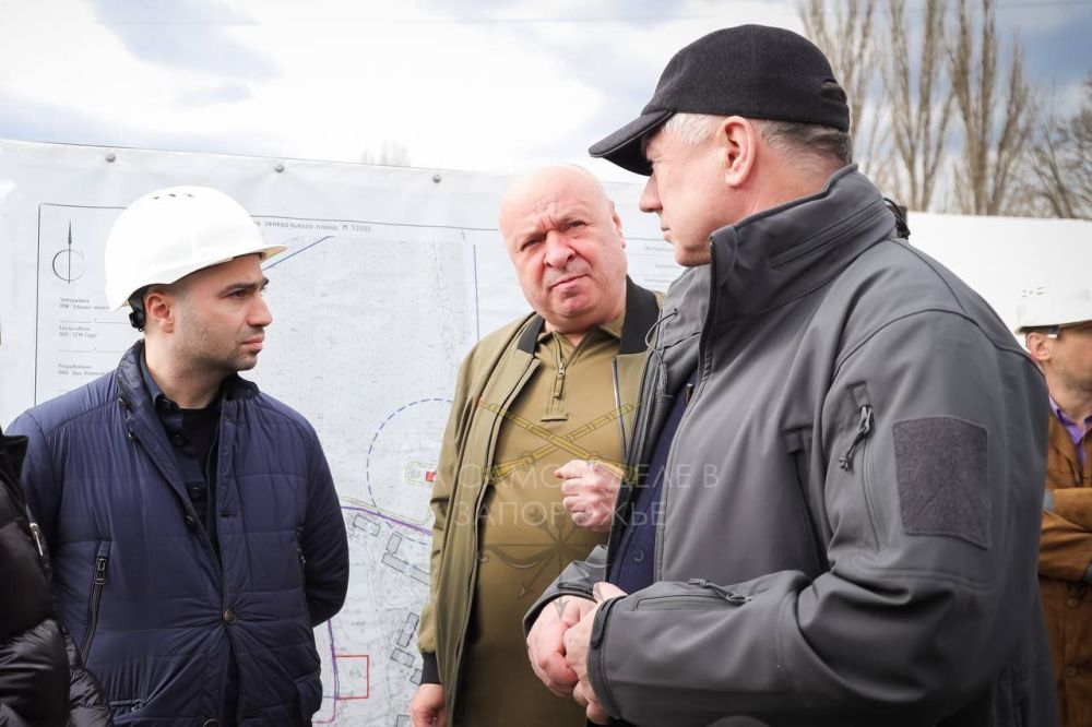 Вице-премьер Хуснуллин посетил Запорожскую область и осмотрел строительные площадки в Мелитополе