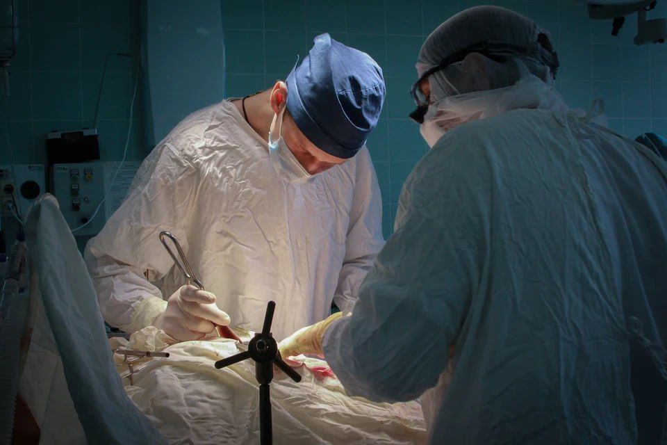 В Запорожской области провели уникальную операцию на сосудах