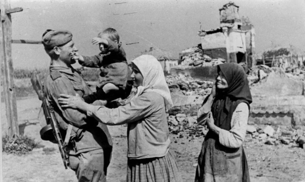 #100. 12       1942 :         