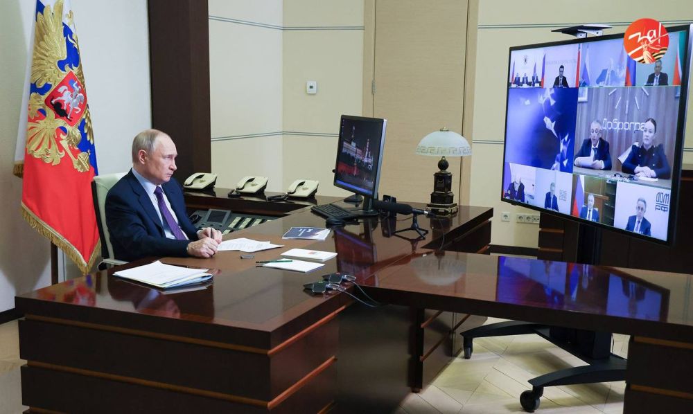 Владимир Путин провел заседание Президиума Госсовета по развитию инфраструктуры