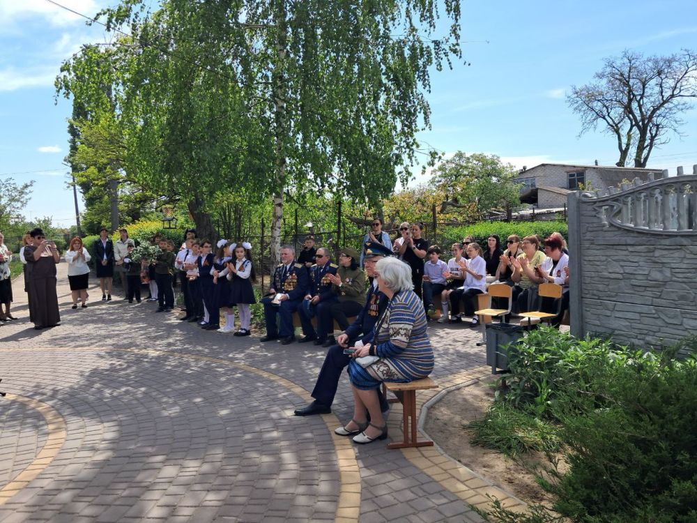 В ГБУ ОО ЗО &quot;СОШ №20 им.полковника полиции А.С.Мищенко&quot; г. Мелитополь прошел месяц патриотического воспитания, приуроченного к 80-летию Великой Победы