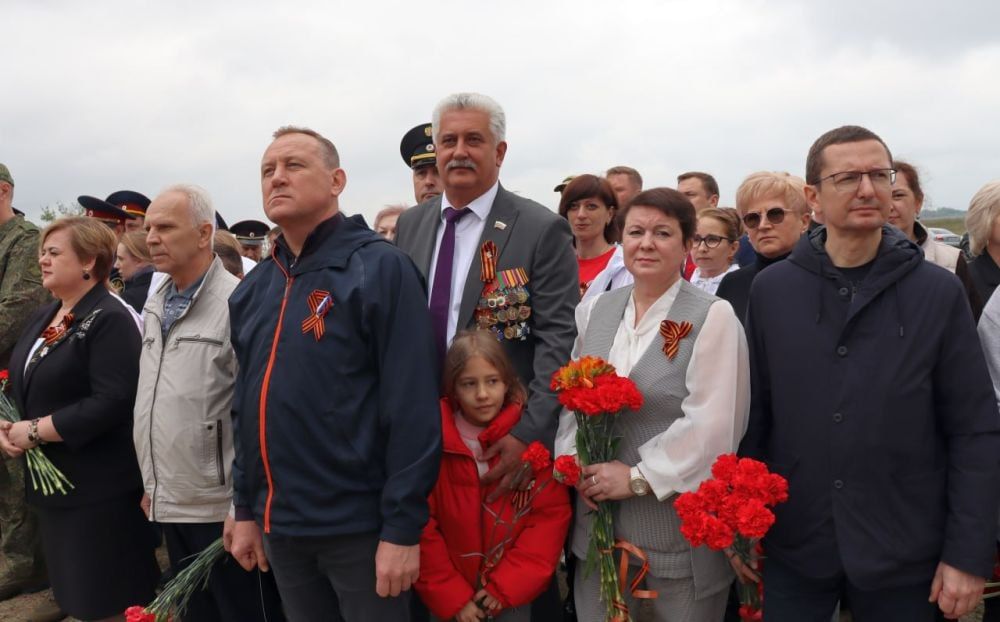 Накануне Дня Победы состоялось торжественное перезахоронение останков 21 красноармейца на мемориале в селе Мордвиновка