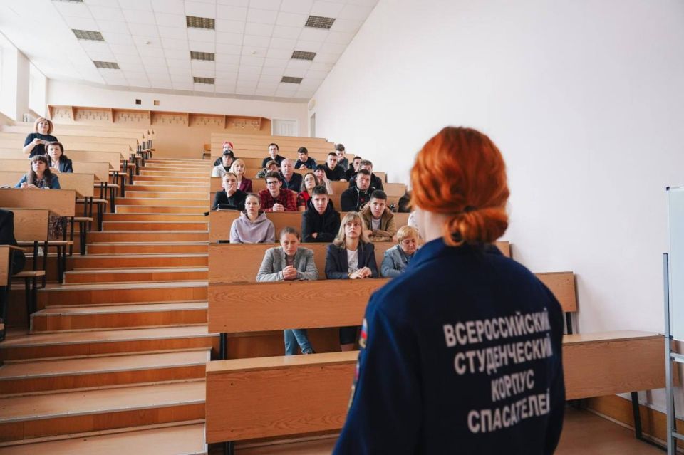 В Мелитопольском государственном университете продолжаются занятия по оказанию первой помощи в рамках «Кураторских часов»