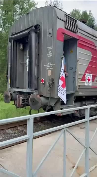     1200    
