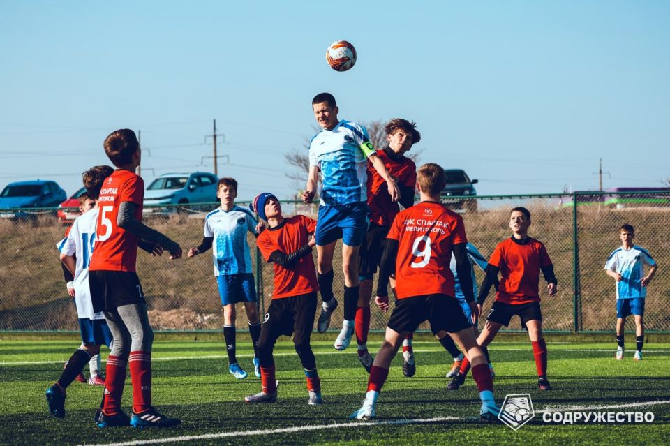 С Всемирным днём детского футбола! С Всемирным днём детского футбола!