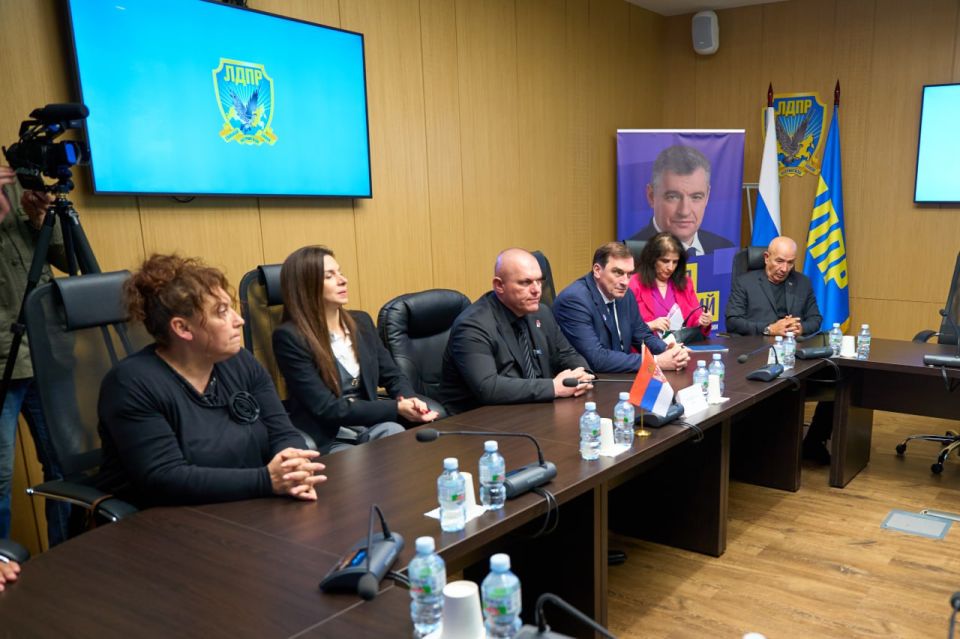 ЛДПР и партия «Единая Сербия» подписали Соглашение о сотрудничестве