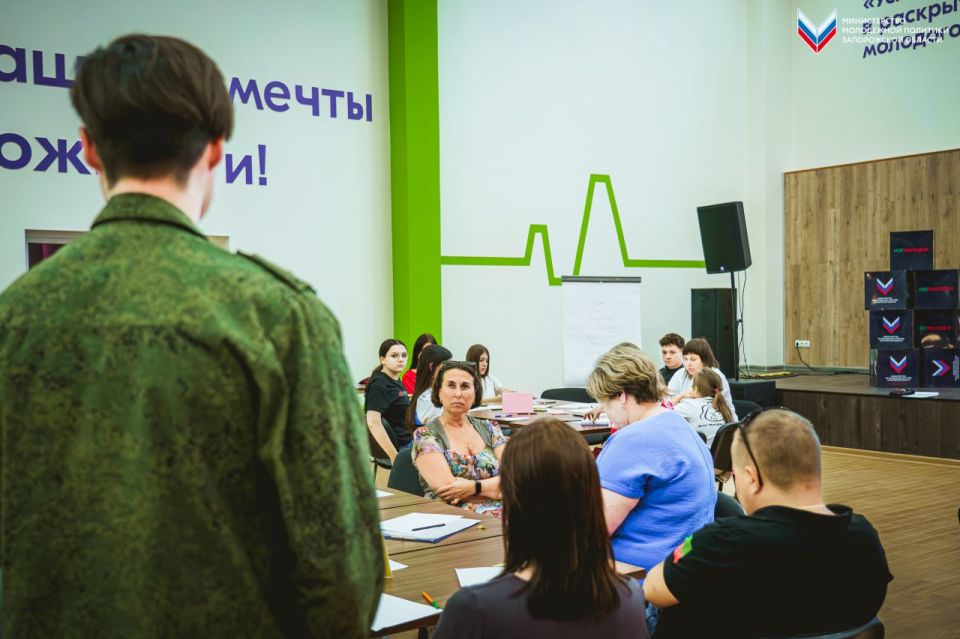 В Мелитополе состоялись дебаты «Время НЕзависимых», направленные на борьбу с потреблением наркотиков В Мелитополе состоялись дебаты «Время НЕзависимых», направленные на борьбу с потреблением наркотиков