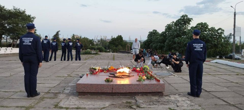 Никто не забыт и ничто не забыто Никто не забыт и ничто не забыто