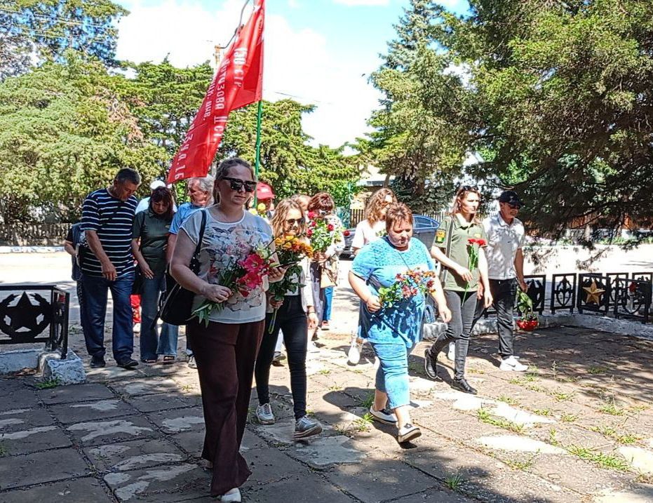 � ������ � �������� ������ ������� ������������� ����� � �. ��������� ��������� ����� � ������� ����