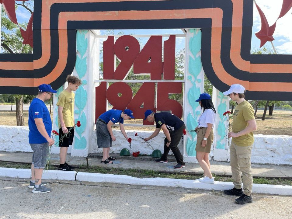 22 июня – День памяти и скорби: ЛДПР почтила подвиг героев Великой Отечественной войны 22 июня – День памяти и скорби: ЛДПР почтила подвиг героев Великой Отечественной войны