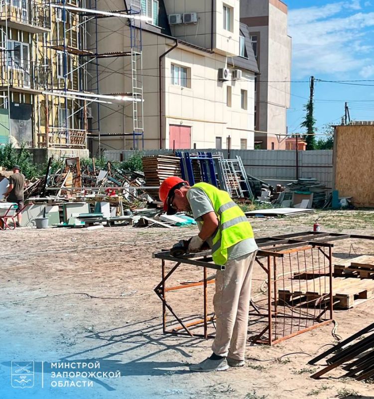 Один из объектов незавершенного строительства в городе Мелитополь находится на стадии завершения Один из объектов незавершенного строительства в городе Мелитополь находится на стадии завершения