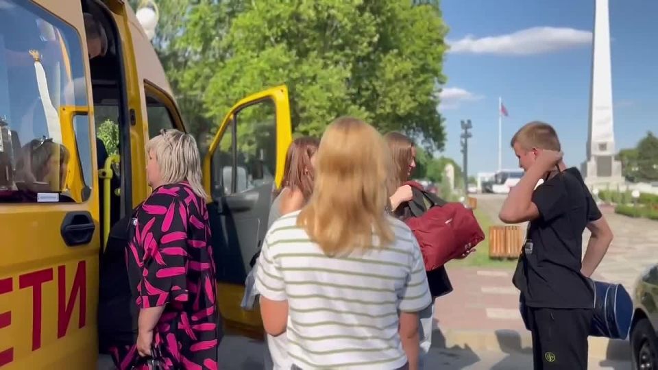 Школьники из Мелитопольского муниципального округа отправились в Москву