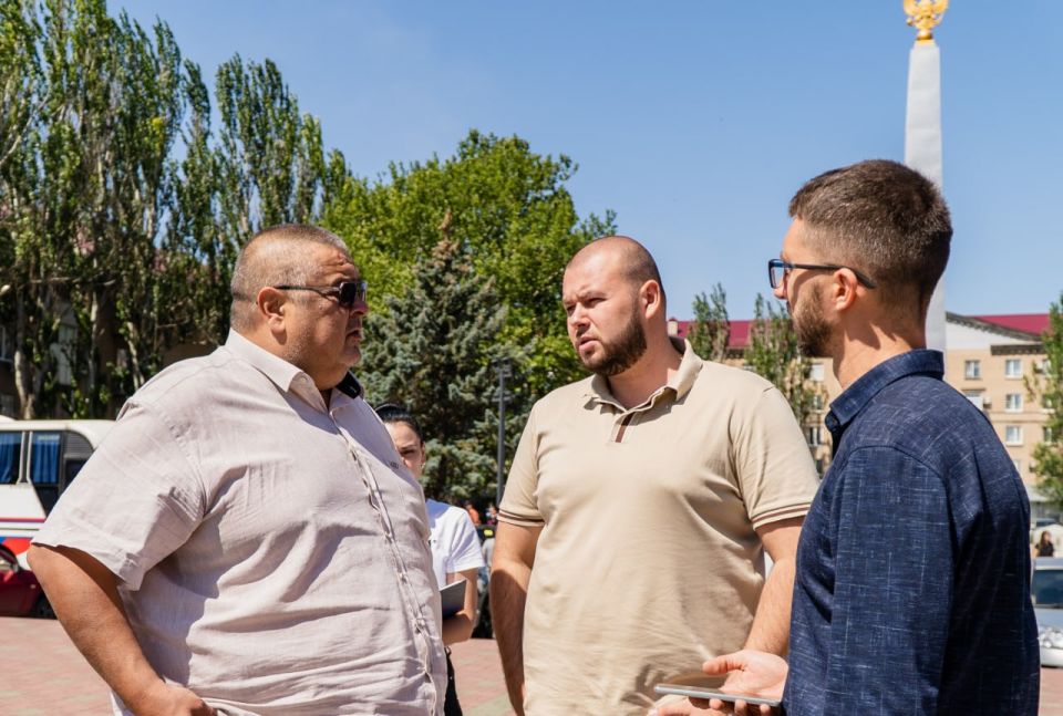 Сергей Золотарёв: Совместно с руководителями подведомственных структур провел выездное совещание Сергей Золотарёв: Совместно с руководителями подведомственных структур провел выездное совещание