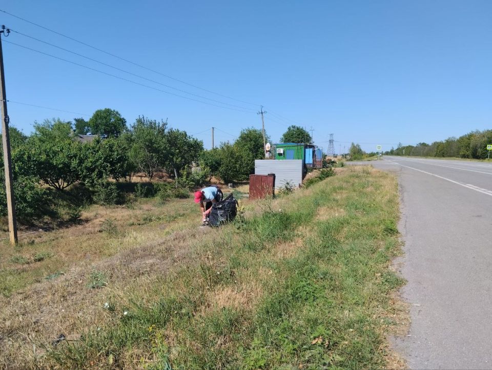 На территории Фруктовского территориального округа работники МУП «Жилсервис» проводят благоустройство в сёлах Долинское и Удачное На территории Фруктовского территориального округа работники МУП «Жилсервис» проводят благоустройство в сёлах Долинское и Удачное