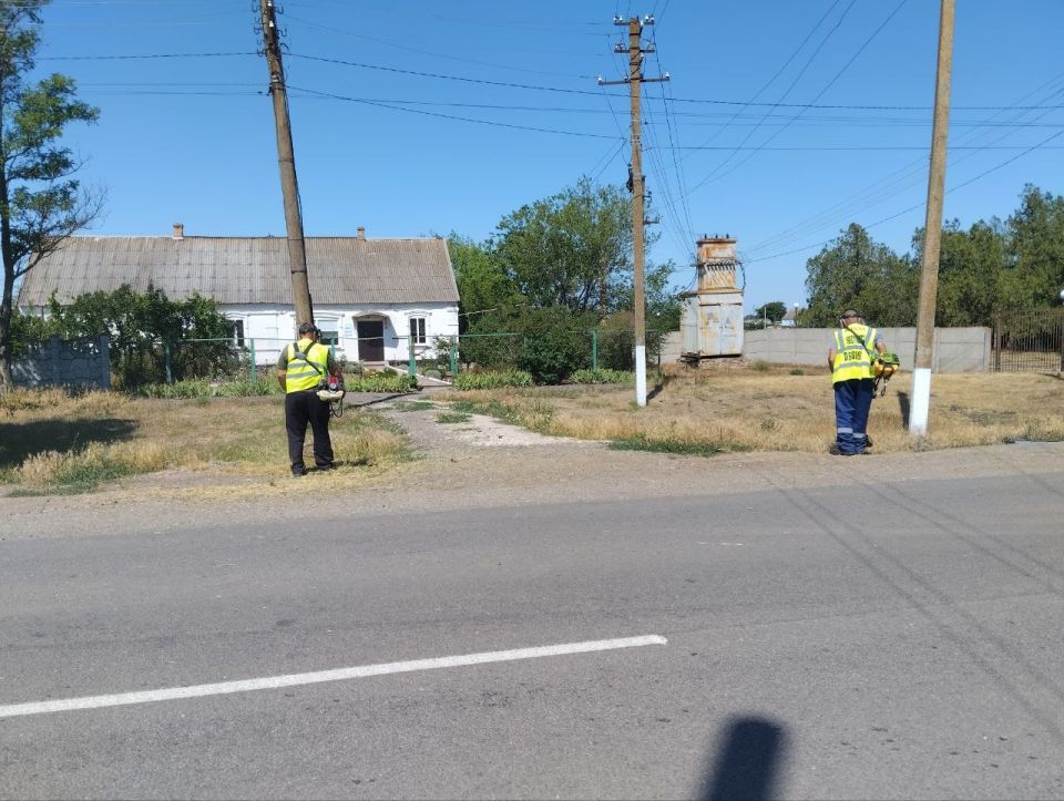 На территории Фруктовского территориального округа работники МУП «Жилсервис» проводят благоустройство в сёлах Долинское и Удачное На территории Фруктовского территориального округа работники МУП «Жилсервис» проводят благоустройство в сёлах Долинское и Удачное