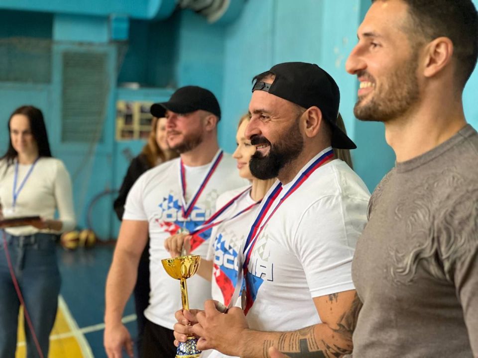 ДЕПУТАТЫ: ОТ ИЗБИРАТЕЛЯ ДО ЗАКОНОПРОЕКТА ДЕПУТАТЫ: ОТ ИЗБИРАТЕЛЯ ДО ЗАКОНОПРОЕКТА