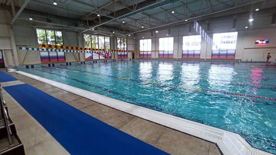 После модернизации открыт Мелитопольский бассейн После модернизации открыт Мелитопольский бассейн