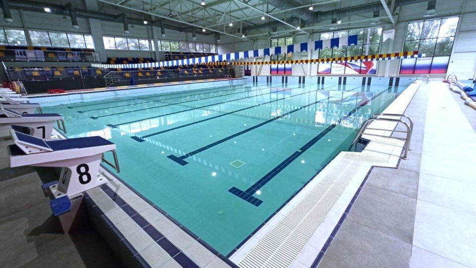 После модернизации открыт Мелитопольский бассейн После модернизации открыт Мелитопольский бассейн