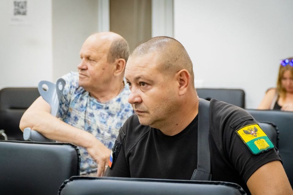 В администрации городского округа Мелитополь состоялось заседание комиссии по выявлению нарушений требований нормативно-правовых актов по демонтажу и замене внешних и наглядных поверхностей, адресных табличек, рекламных... В администрации городского округа Мелитополь состоялось заседание комиссии по выявлению нарушений требований нормативно-правовых актов по демонтажу и замене внешних и наглядных поверхностей, адресных табличек, рекламных...