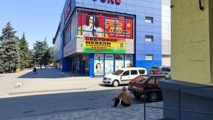 Для бездомных животных поставили поилки, продажи кваса растут: как Мелитополь спасается от жары Для бездомных животных поставили поилки, продажи кваса растут: как Мелитополь спасается от жары