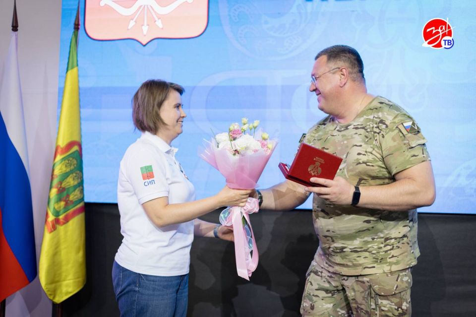 В Запорожской области отметили 3 года с начала работы пензенской делегации в Пологовском и Токмакском округах В Запорожской области отметили 3 года с начала работы пензенской делегации в Пологовском и Токмакском округах