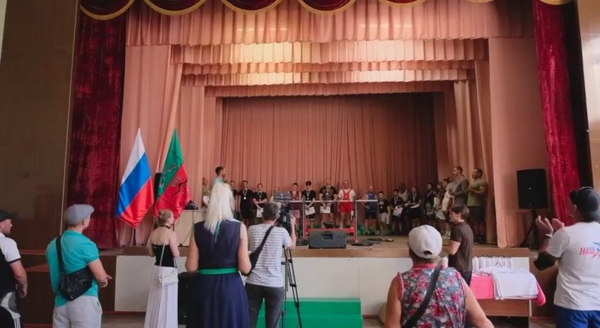 Состоялся чемпионат по пауэрлифтингу в Мелитопольском районе!