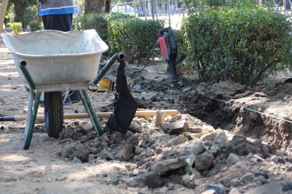 В Мелитополе на улице Кирова заменят тротуарное покрытие В Мелитополе на улице Кирова заменят тротуарное покрытие