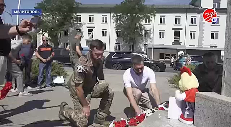 В Мелитополе состоялась акция, посвящённая памяти детей — жертв войны в Донбассе