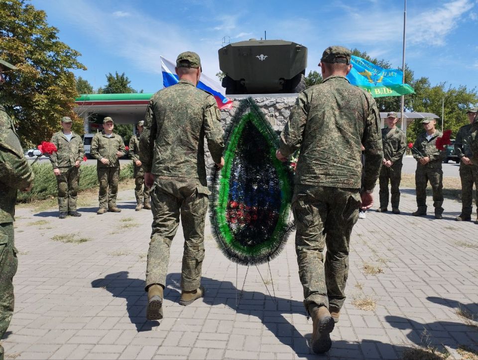     -       ,     -     -