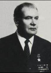 Сергей Арсентьевич Бесчастный (1919–1987) — майор Красной Армии, участник Великой Отечественной войны, Герой Советского Союза (1946) Сергей Арсентьевич Бесчастный (1919–1987) — майор Красной Армии, участник Великой Отечественной войны, Герой Советского Союза (1946)