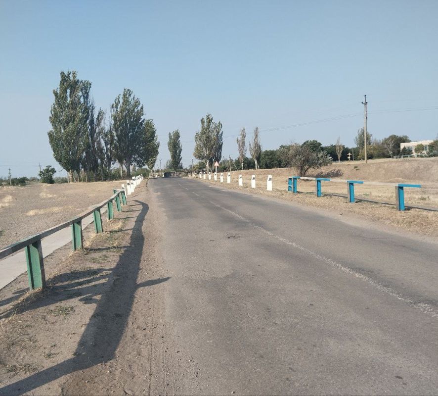 На территории Фруктовского территориального округа продолжаются работы по благоустройству