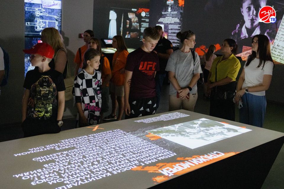 В Мелитополе состоялась экскурсия для гостей из Херсонской области — ветеранов спецоперации и их детей В Мелитополе состоялась экскурсия для гостей из Херсонской области — ветеранов спецоперации и их детей