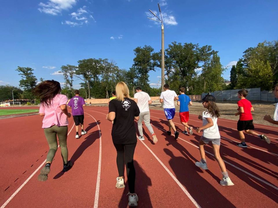 Мелитопольцы приняли участие в спортивном мероприятии ко Дню физкультурника Мелитопольцы приняли участие в спортивном мероприятии ко Дню физкультурника