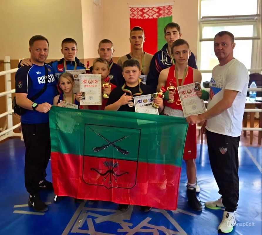 Сергей Золотарёв: Уважаемые спортсмены, учителя физической культуры, ветераны спорта и все сторонники активного и здорового образа жизни Сергей Золотарёв: Уважаемые спортсмены, учителя физической культуры, ветераны спорта и все сторонники активного и здорового образа жизни