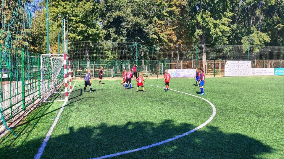 Сегодня в Мелитополе прошёл Открытый городской турнир по футболу, посвящённый Дню физкультурника! Сегодня в Мелитополе прошёл Открытый городской турнир по футболу, посвящённый Дню физкультурника!