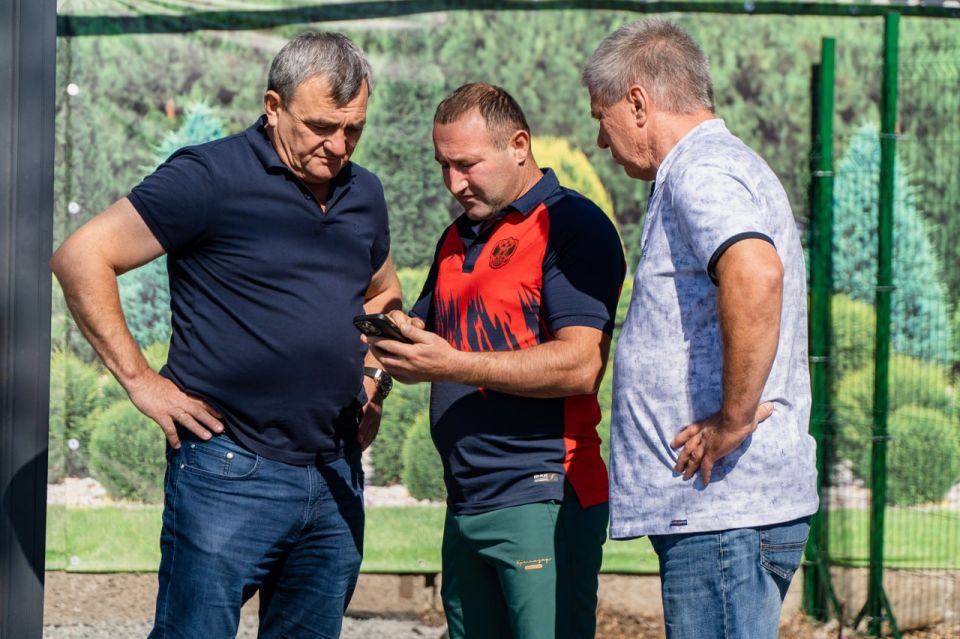 Сергей Золотарёв: Сегодня вместе с моими заместителями и руководителями городских служб посетили территорию, прилегающую к автостанции