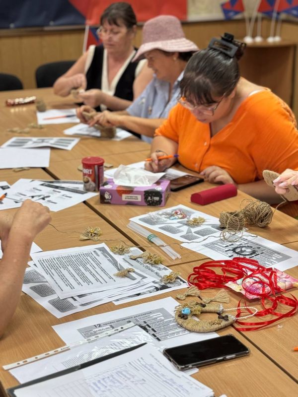 В Бердянске обсудили важность здоровья женщин для благополучия семьи В Бердянске обсудили важность здоровья женщин для благополучия семьи