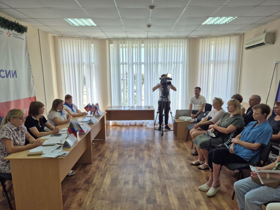 В Акимовке состоялся Форум трудоустройства, посвященный поддержке социально уязвимых категорий граждан В Акимовке состоялся Форум трудоустройства, посвященный поддержке социально уязвимых категорий граждан