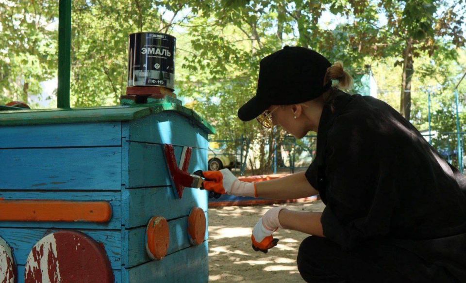 Депутат Молодёжного Парламента Запорожской области присоединилась к акции «На радость детворе» Депутат Молодёжного Парламента Запорожской области присоединилась к акции «На радость детворе»