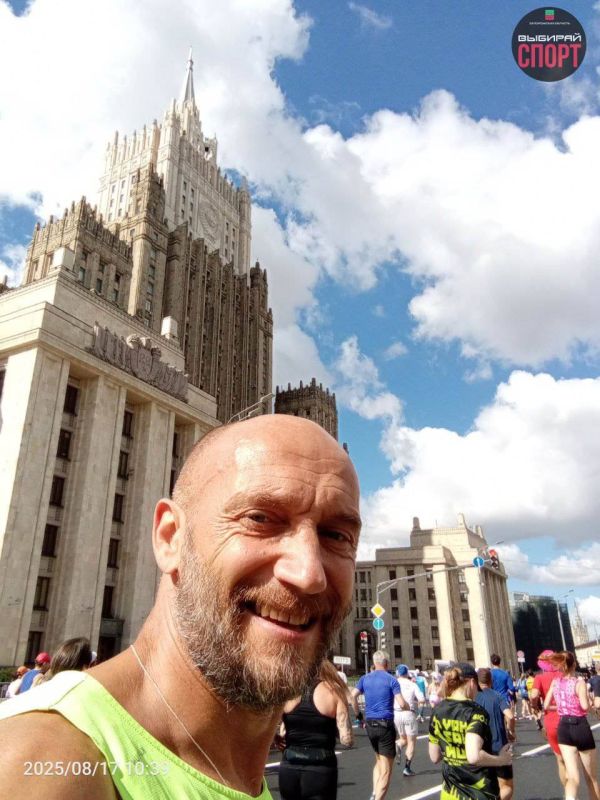 Мелитополец Александр Беседин покорил «Садовое кольцо» в Москве! Мелитополец Александр Беседин покорил «Садовое кольцо» в Москве!