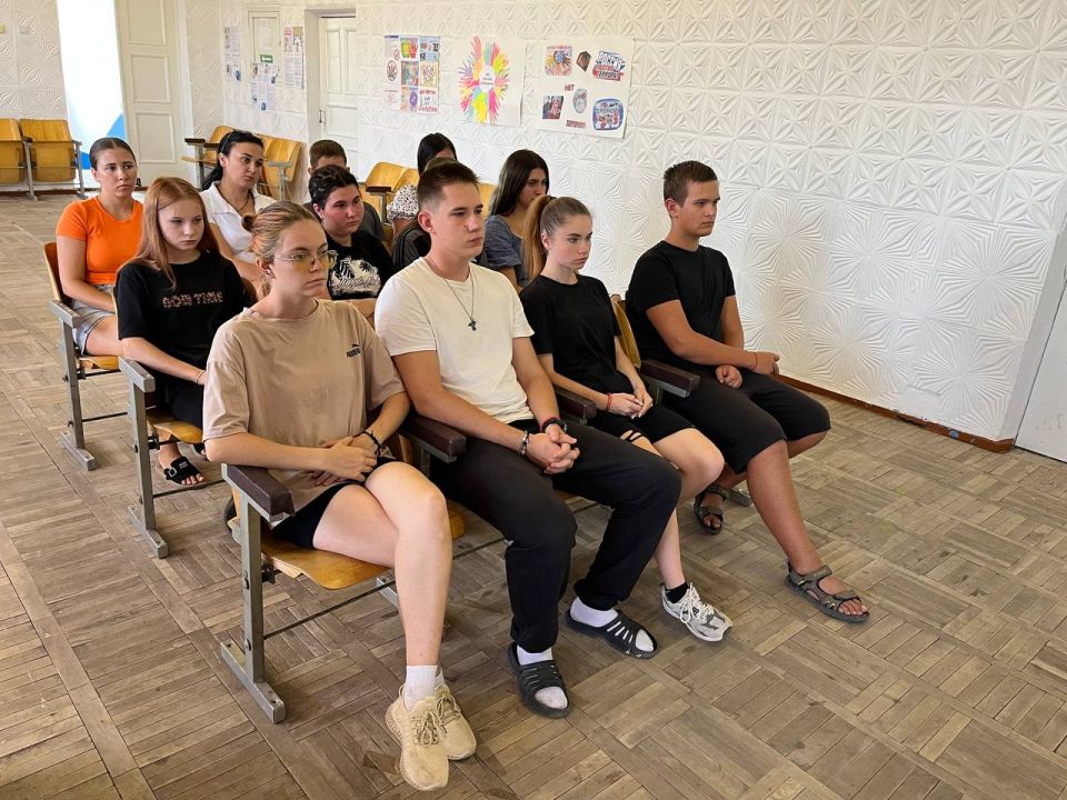 Бдительность как защита: беседа о терроризме Бдительность как защита: беседа о терроризме