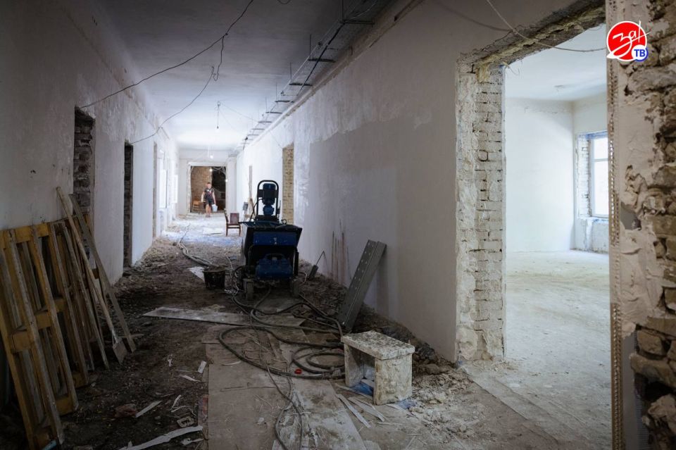 В Мелитополе продолжается капитальный ремонт школ В Мелитополе продолжается капитальный ремонт школ