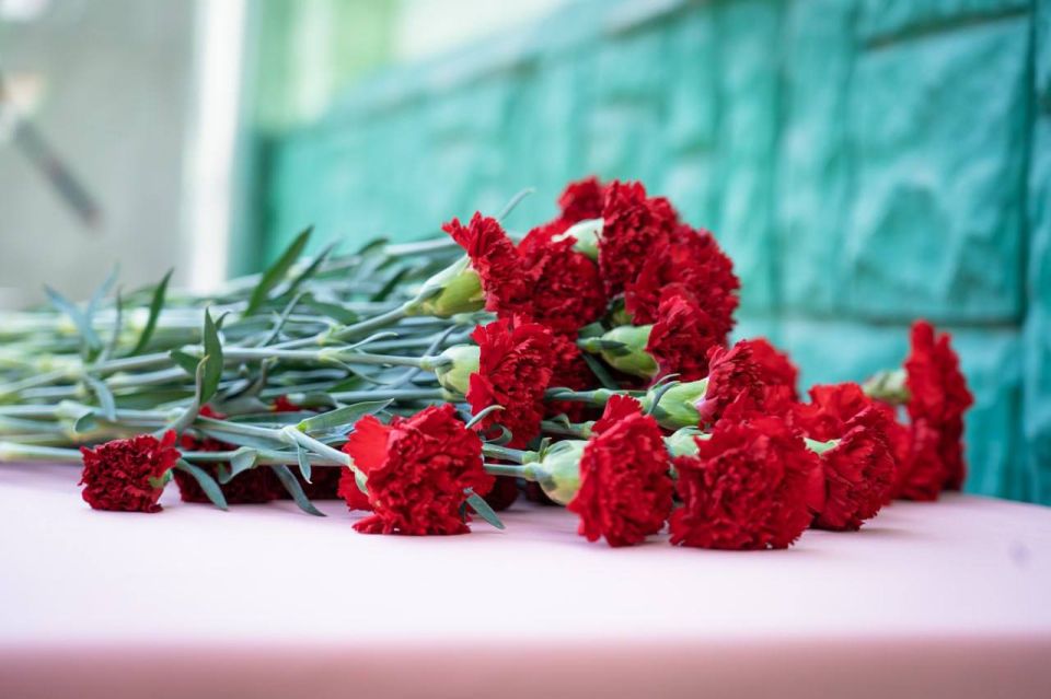 Егор Логунов: 20 августа 2022 года, ровно три года назад коварное и жестокое преступление оборвало жизнь Дарьи Дугиной — журналиста, философа, военного корреспондента, чье слово было острым, а сердце — светлым Егор Логунов: 20 августа 2022 года, ровно три года назад коварное и жестокое преступление оборвало жизнь Дарьи Дугиной — журналиста, философа, военного корреспондента, чье слово было острым, а сердце — светлым