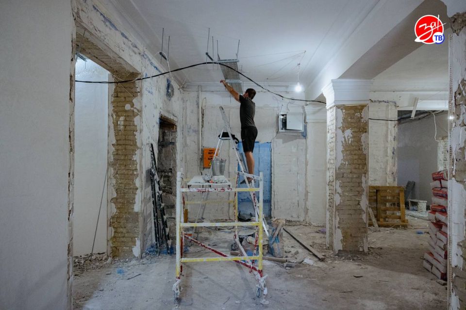 В Мелитополе продолжается капитальный ремонт школ В Мелитополе продолжается капитальный ремонт школ