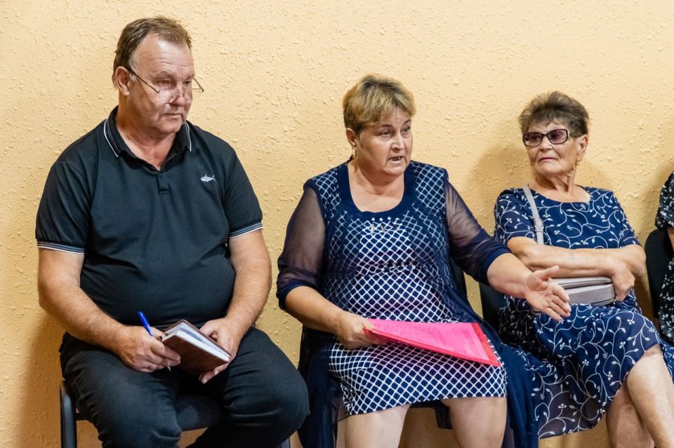 Сергей Золотарёв: Совместный прием граждан с прокурором Мелитополя прошел в Новенском сельском поселении Сергей Золотарёв: Совместный прием граждан с прокурором Мелитополя прошел в Новенском сельском поселении