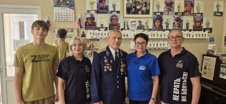 С Днём офицера! Честь и слава защитникам Отечества! С Днём офицера! Честь и слава защитникам Отечества!