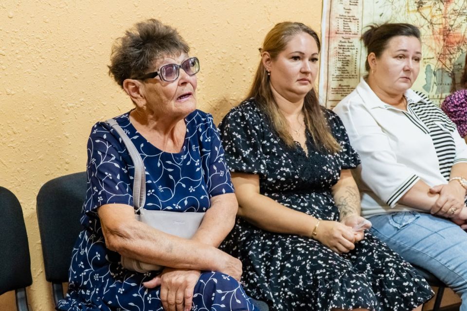 Сергей Золотарёв: Совместный прием граждан с прокурором Мелитополя прошел в Новенском сельском поселении Сергей Золотарёв: Совместный прием граждан с прокурором Мелитополя прошел в Новенском сельском поселении