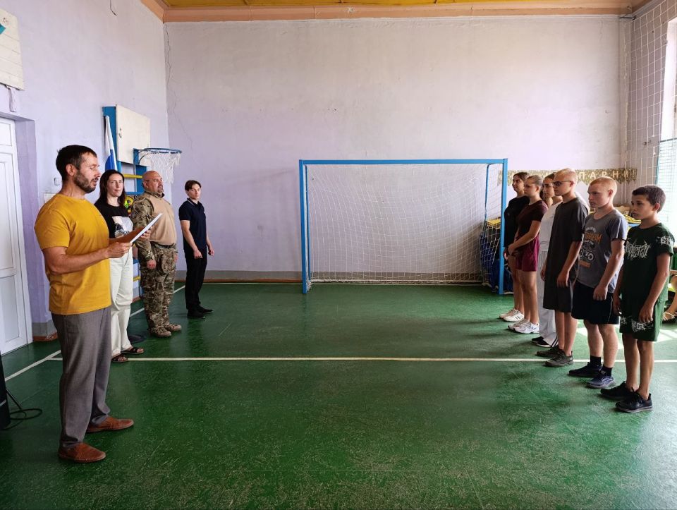 Спартакиада школьников ко Дню офицеров России в Мелитопольском округе Спартакиада школьников ко Дню офицеров России в Мелитопольском округе