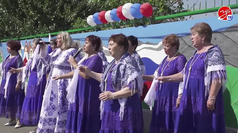 В Мелитополе состоялось открытие Мурала «Сильная Россия — Единая Россия»