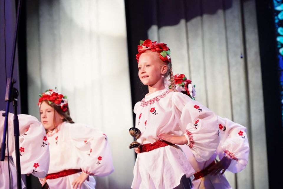 Во Дворце культуры железнодорожников состоялся торжественный концерт, посвящённый Дню Государственного флага Российской Федерации Во Дворце культуры железнодорожников состоялся торжественный концерт, посвящённый Дню Государственного флага Российской Федерации